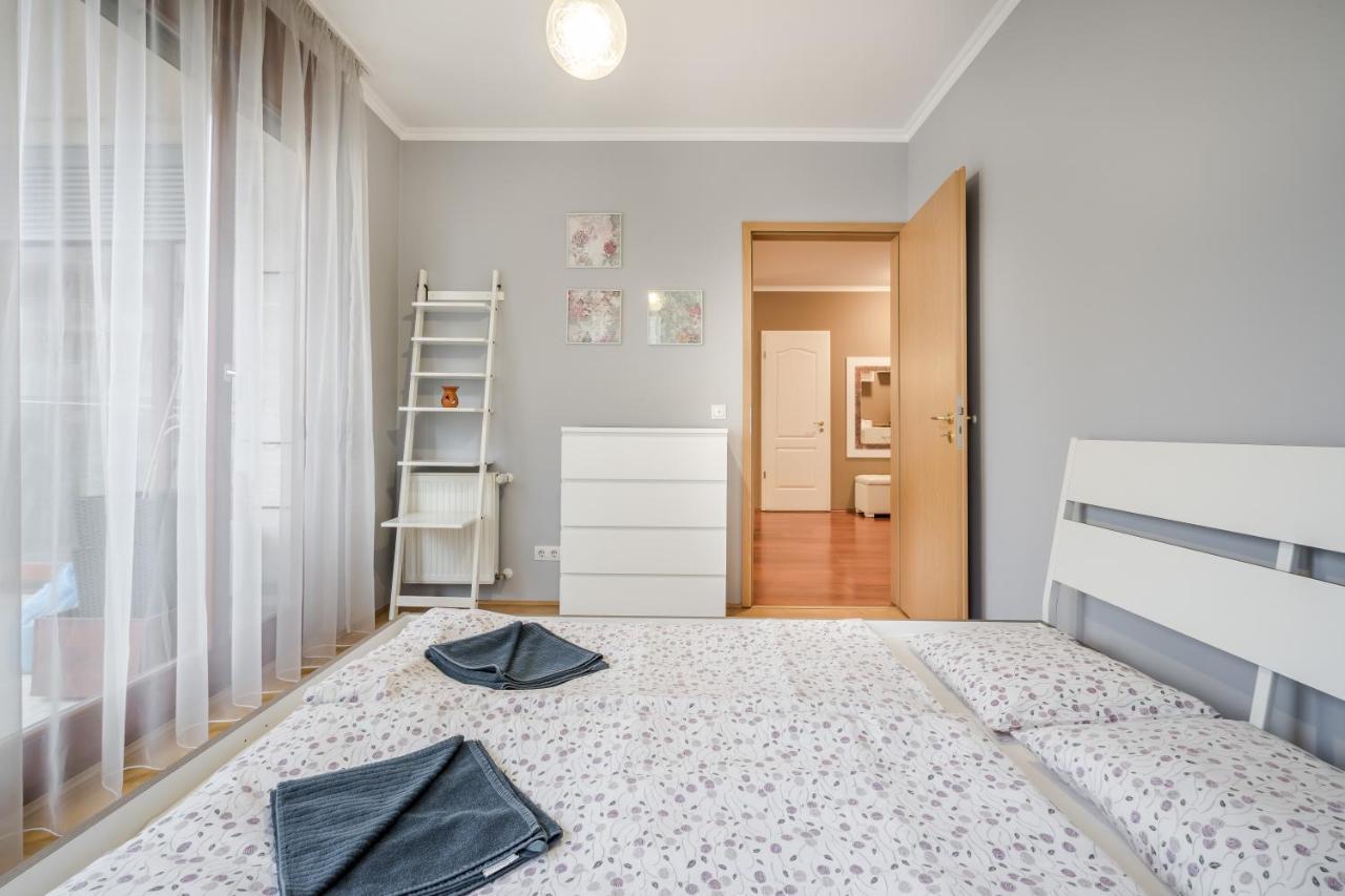 Apartment Downtown Karpat 9 Budapest Eksteriør billede
